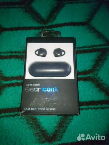 SAMSUNG Gear IconX