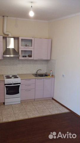 2-к квартира, 50 м², 1/6 эт.