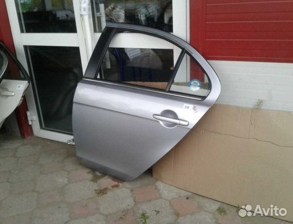 Дверь задняя левая Mitsubishi Lancer X серебро Дверь задняя левая Mitsubishi Lancer X серебро