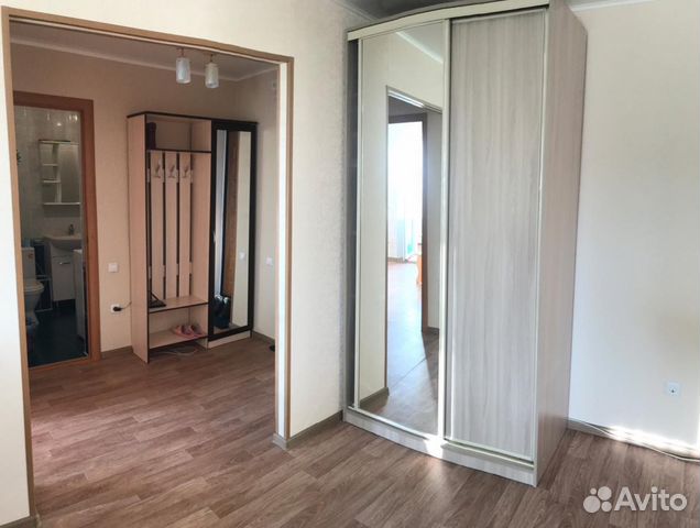 1-к квартира, 40 м², 8/10 эт.