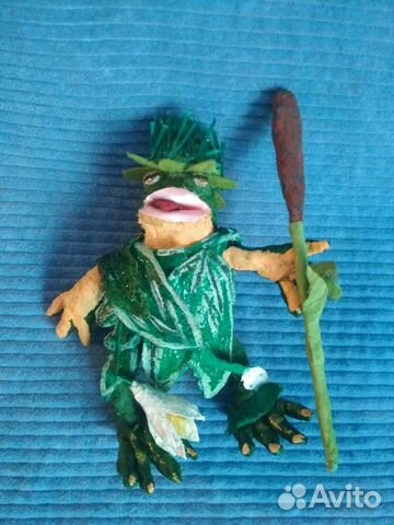 Принц-лягушка, ватное папье-маше Принц-лягушка, ватное папье-маше