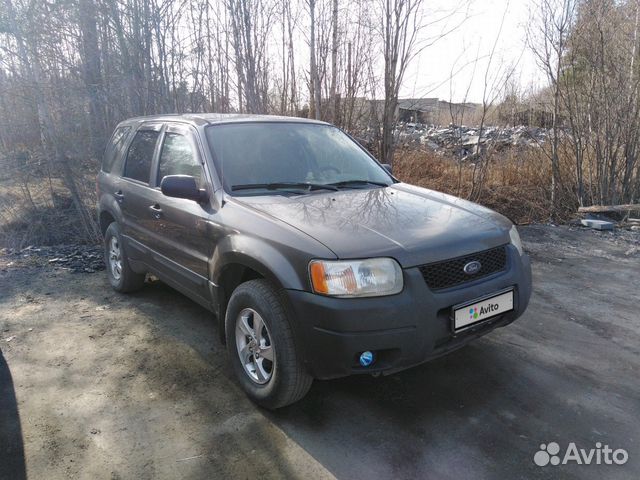 Ford Escape 2.0 МТ, 2003, 187 000 км