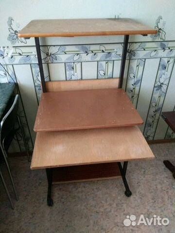 Стол компьютерный универсальный