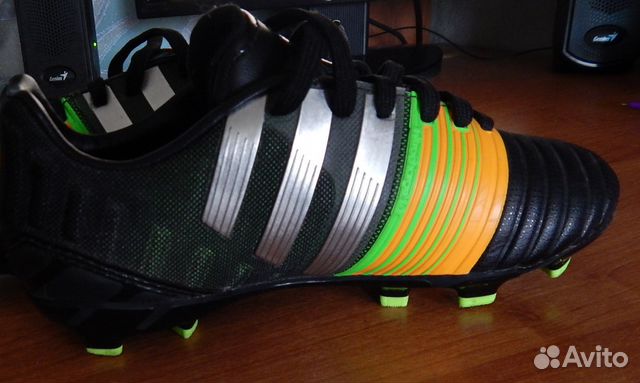 Футбольные бутсы adidas р.32