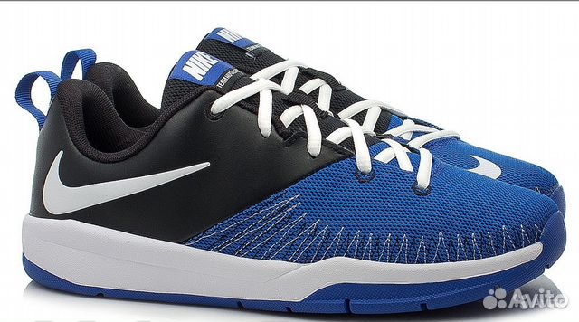 nike team hustle d7 low