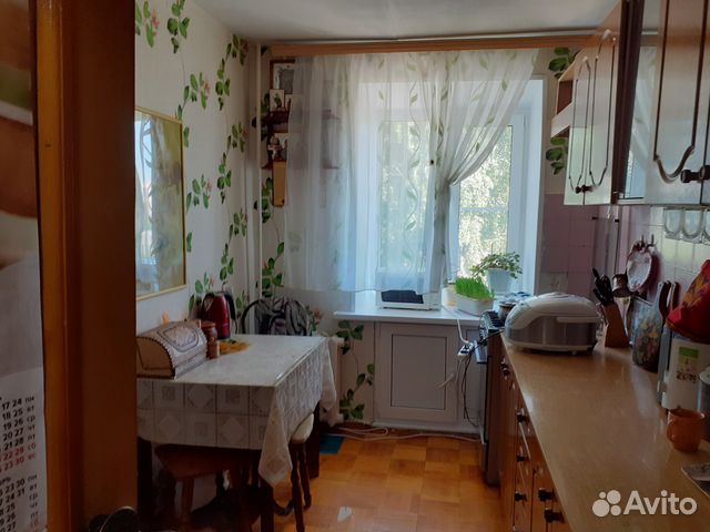 2-к квартира, 55 м², 3/5 эт.