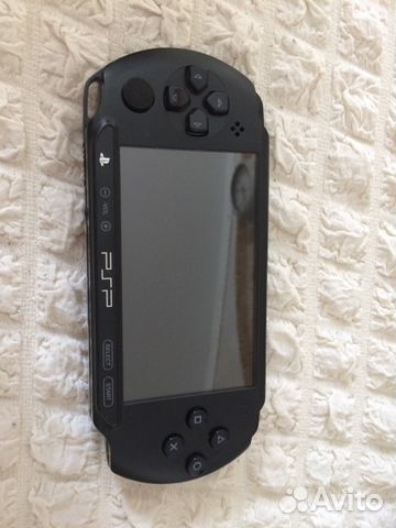 Sony PSP E 1008 стрит прошитая 4gb и 8 gb 19 игр