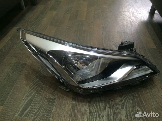 Передняя правая фара hyundai solaris