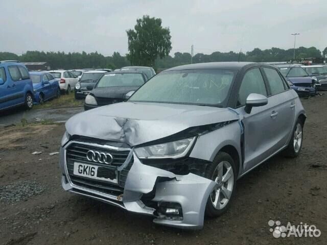 Дверь капот фара бампер Audi A1 Дверь капот фара бампер Audi A1
