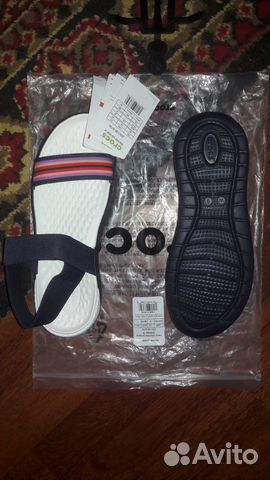 Сандалии Crocs
