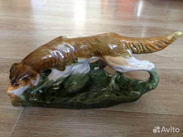 Фарфоровая статуэтка собаки СССР Фарфоровая статуэтка собаки СССР