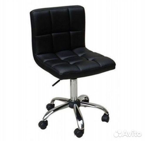 Комфортный стул в бьюти салон