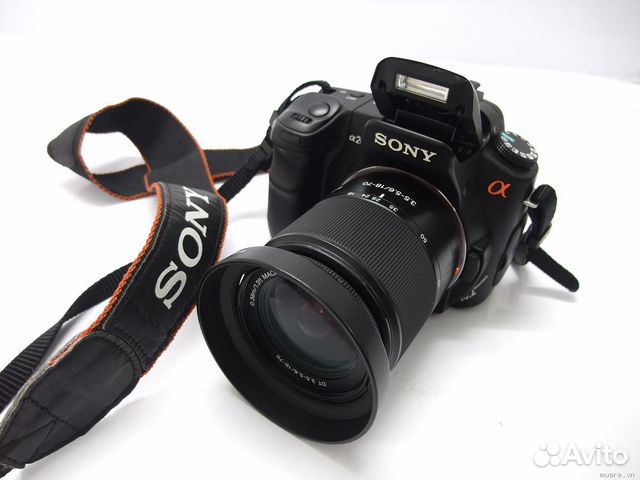 Sony A200 с кучей принадлежностей