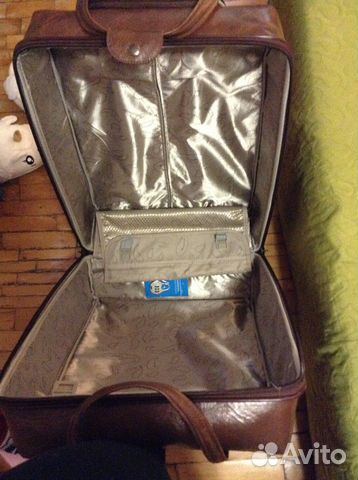 Продам комплект чемоданов