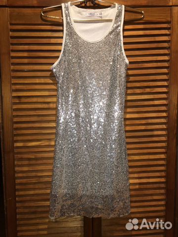 Платье с пайетками серебристое Платье с пайетками серебристое