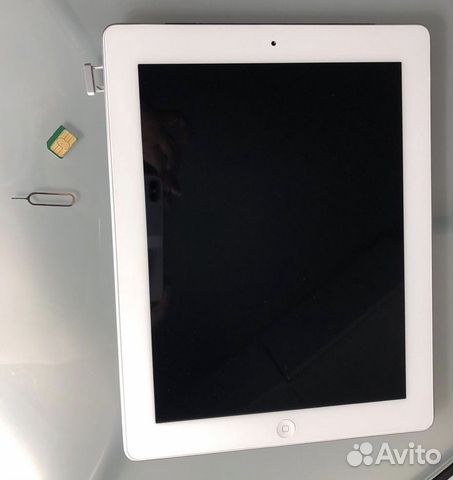 Apple iPad 2 32Gb WiFi 3G + чехол и тв-кабель Apple iPad 2 32Gb WiFi 3G + чехол и тв-кабель