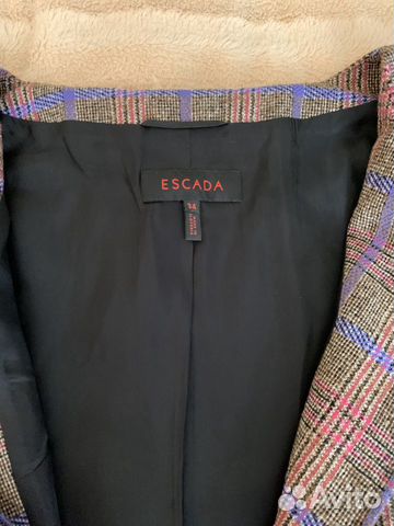 Брючный костюм Escada Брючный костюм Escada