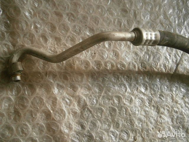 Трубка кондиционера Mitsubishi Carisma (DA) 2001 г Трубка кондиционера Mitsubishi Carisma (DA) 2001 г