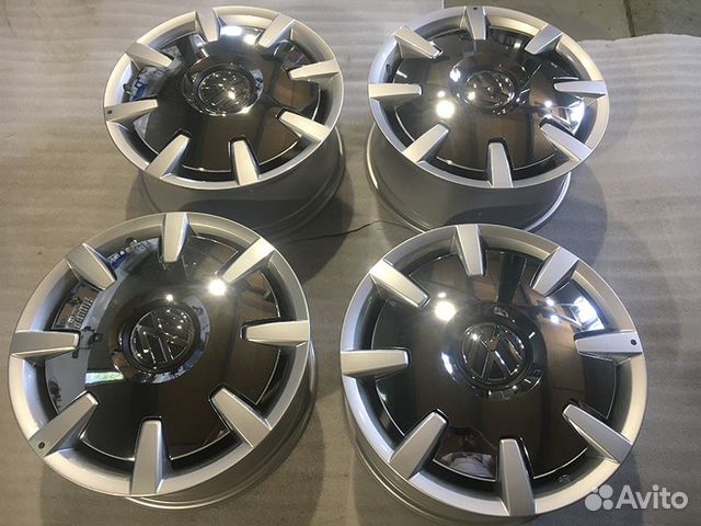 Новые диски VW Multivan Retro Silber R18
