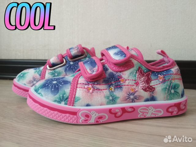 Кроссовки, кеды, слипоны на девочку