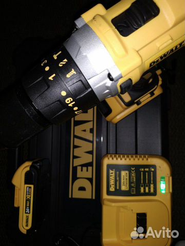 Ударный шуруповерт dewalt 24w, 4ah, сверлит бетон