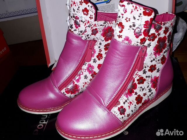 Кроссовки и ботинки для девочки 31-32 размер Кроссовки и ботинки для девочки 31-32 размер