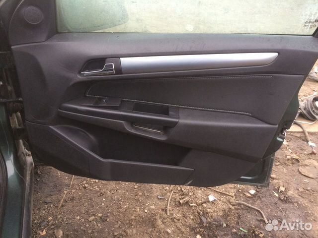 Комплект обшивок Опель Астра Н седан 2010г.в МКПП