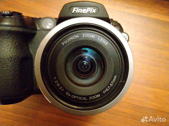Фотоаппарат finepix, Canon EOS Фотоаппарат finepix, Canon EOS