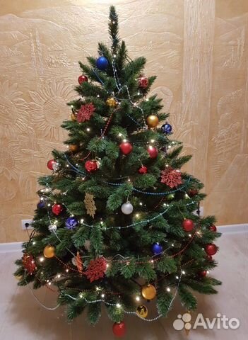 Елка искусственная