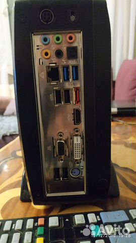 Системный блок ASRock H77M-ITX Системный блок ASRock H77M-ITX