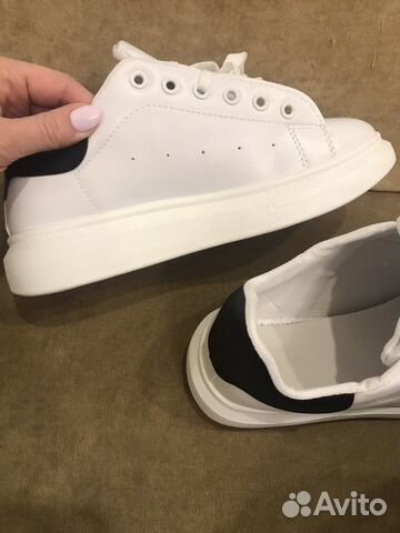 Кроссовки новые белые 37 размер
