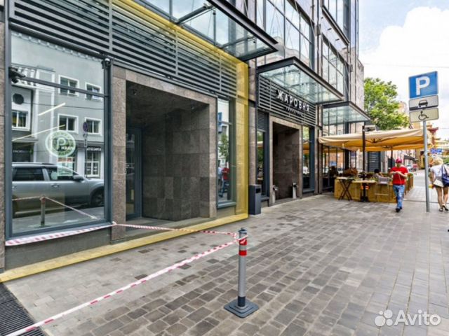 Сдам торговое помещение, 286 м²