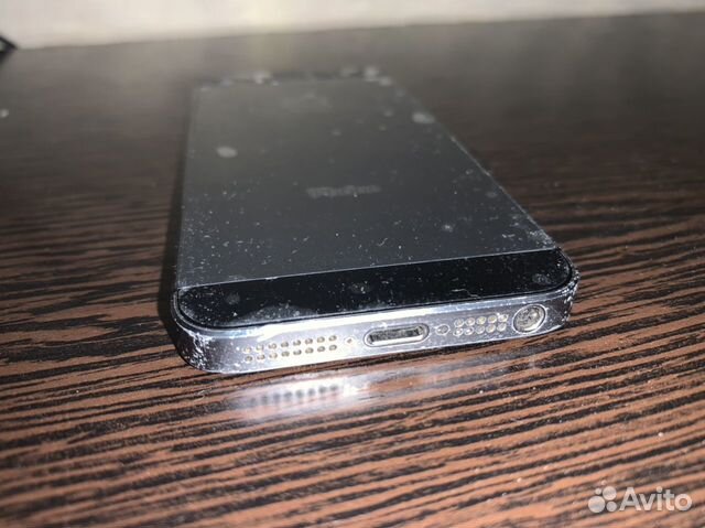 Телефон iPhone 5s Телефон iPhone 5s