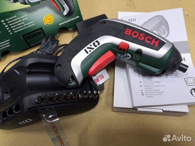 Аккумуляторная отвертка Bosch IXO IV (новая)