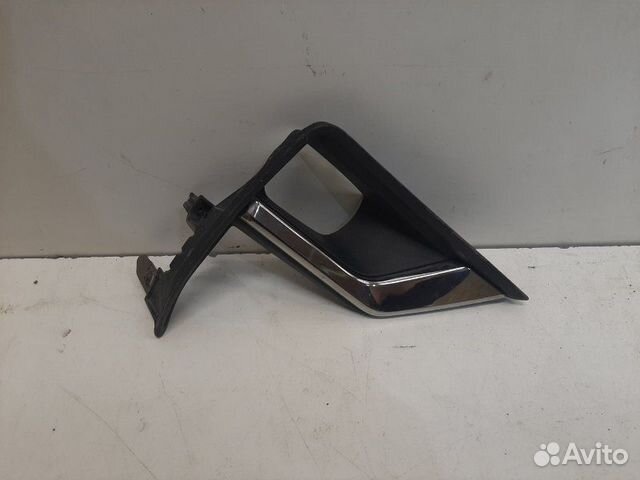 Рамка птф передняя правая Toyota Land Cruiser Рамка птф передняя правая Toyota Land Cruiser