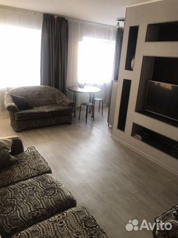 1-к квартира, 42 м², 3/5 эт.