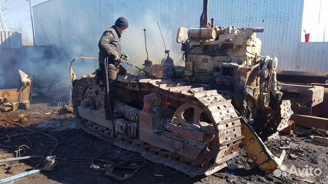 Разборка чтз запчасти бульдозера трактора т130 Разборка чтз запчасти бульдозера трактора т130
