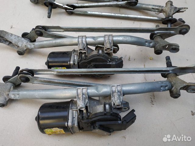 Мотор дворников с трапецией Nissan Qashqai J10 Мотор дворников с трапецией Nissan Qashqai J10