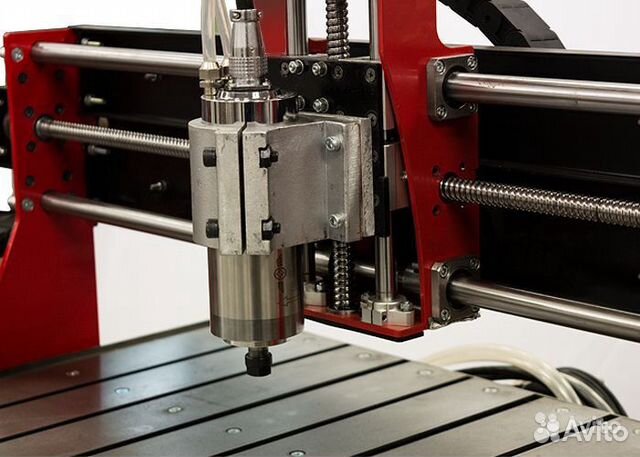 Станок с чпу настольный фрезерный 600х900мм Станок с чпу настольный фрезерный 600х900мм