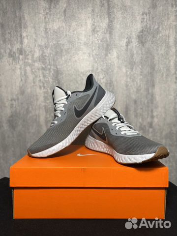 Кроссовки Nike Revolution 5 Кроссовки Nike Revolution 5