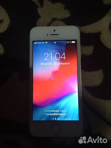 Телефон iPhone