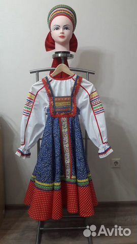 Костюм русско-народного танца для выступления Костюм русско-народного танца для выступления