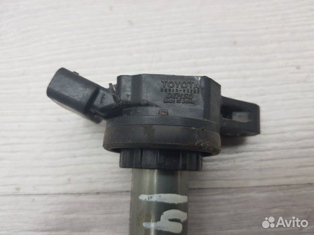 Катушка зажигания Toyota Auris E15 1ZR-FE 2007 Катушка зажигания Toyota Auris E15 1ZR-FE 2007