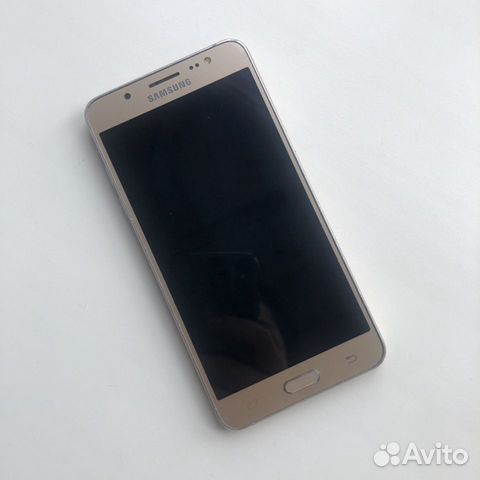 Телефон SAMSUNG Galaxy J5 Телефон SAMSUNG Galaxy J5
