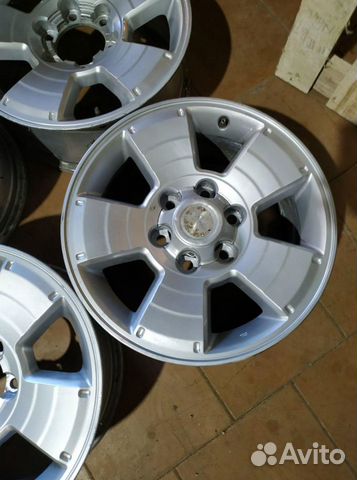 Диски бу литые R17 Y на Toyota Land Cruiser Prado