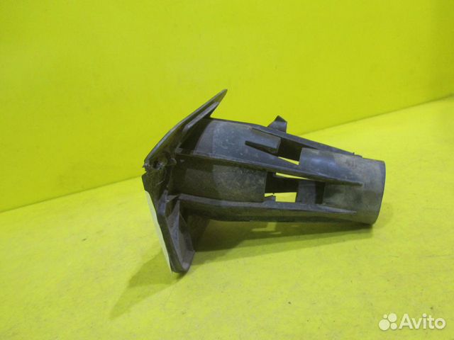 Кронштейн форсунки омывателя левый BMW X5 F15 (13