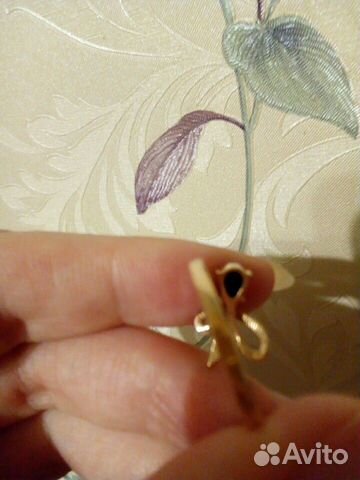 Золотое кольцо с сапфиром