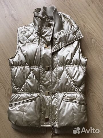 Жилетка пуховая 42 размер