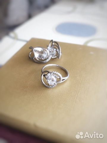Серебряные серьги и кольцо Серебряные серьги и кольцо