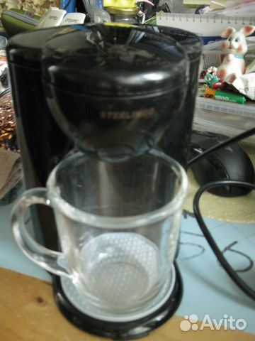 Электрическая кофеварка Sterlingg ST-10017